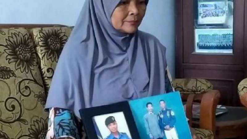 Seorang Awak Kapal Selam yang Hilang Berpangkat Mayor Asal Tegal, Orang Tua: Tak Ada Firasat Apapun