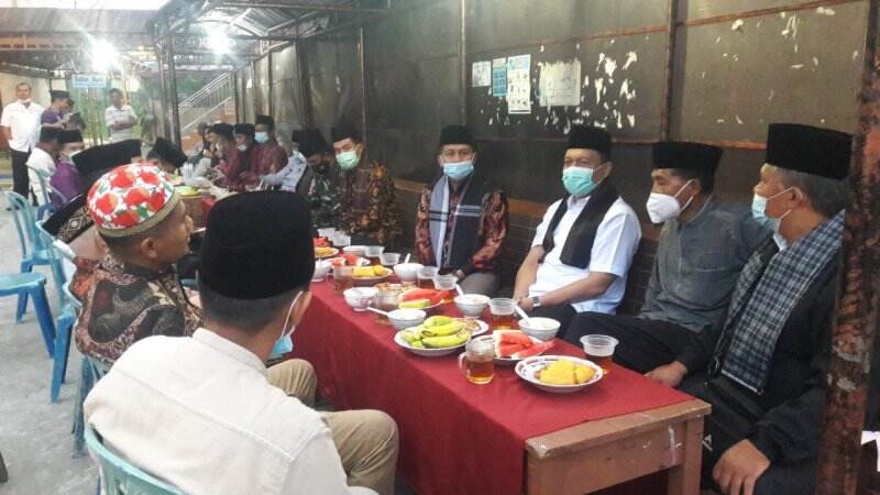 Wabub Agam Akhiri Safari Ramadhan 1442 Hijriah di Mesjid Al-Mubaraq IV Koto
