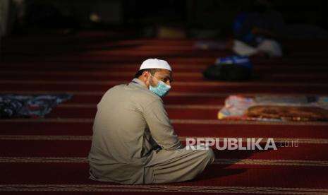 Kisah Warga Pegunungan Pakistan Ramadan di Tengah Kegelapan
