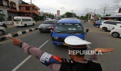 Polda Lampung Putar Balik Ratusan Kendaraan