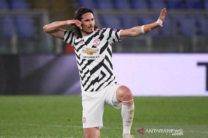 De Gea dan Cavani Banjir Pujian Setelah Bantu MU Lewati Roma
