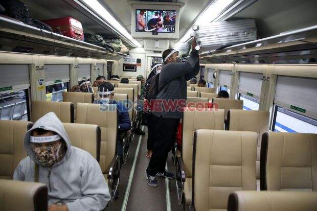 KAI Berangkatkan 2.852 Penumpang di Hari Pertama Larangan Mudik