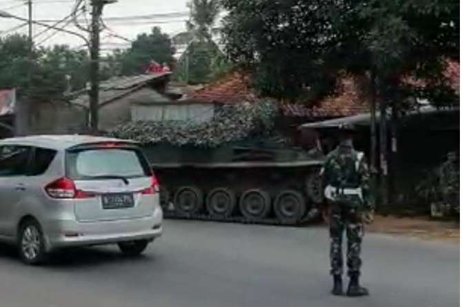 Viral Tank TNI AD Dianggap Bantu Penyekatan Mudik, Ini Faktanya