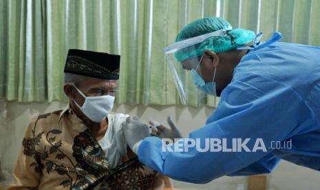 Epidemiolog: Harus Disiplin Prokes Meski Sudah Divaksinasi