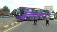 Angkut Pemudik, Bus Pariwisata Diminta Putar Balik di Weleri