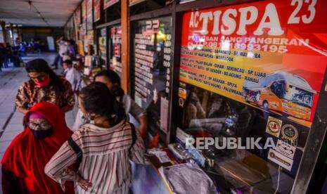 Pedagang di Terminal Kalideres Dapat Diskon Retribusi