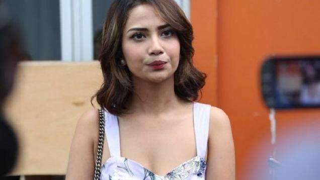 Vanessa Angel Pamer Kempitan Maut Saat Lakukan Gerakan Pole Dance