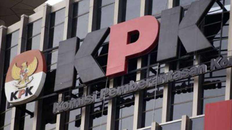 Jokowi Jangan Diam Saja, BW: Batalkan Keputusan Ketua KPK yang Pecat 51 Pegawai KPK
