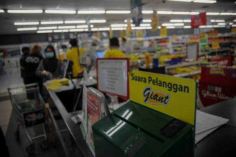 PHK Ribuan Buruh Giant Diminta Jangan Pakai Skema UU Cipta Kerja