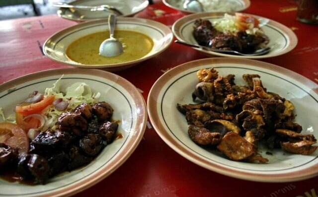Yuk Coba Kuliner Unik Gulai Goreng Khas Solo, Rasanya Garing dan Lezat