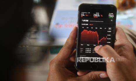 IHSG Dibuka Menguat Jelang Rilis Data Ekonomi AS