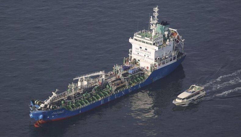 Kapal Kargo Jepang Tenggelam Setelah Tabrakan dengan Kapal Asing, 3 Kru Hilang