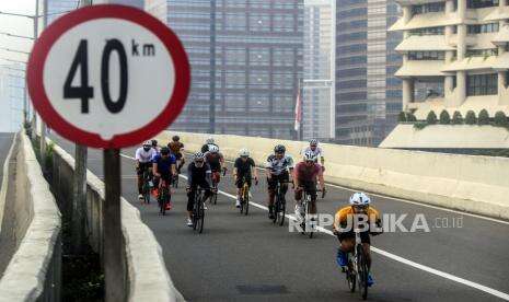 Jalur Sepeda JLNT Casablanca Hanya untuk Road Bike
