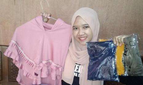 Manfaatkan Peluang, Mahasiswa UBSI Tegal Sukses Bangun Usaha
