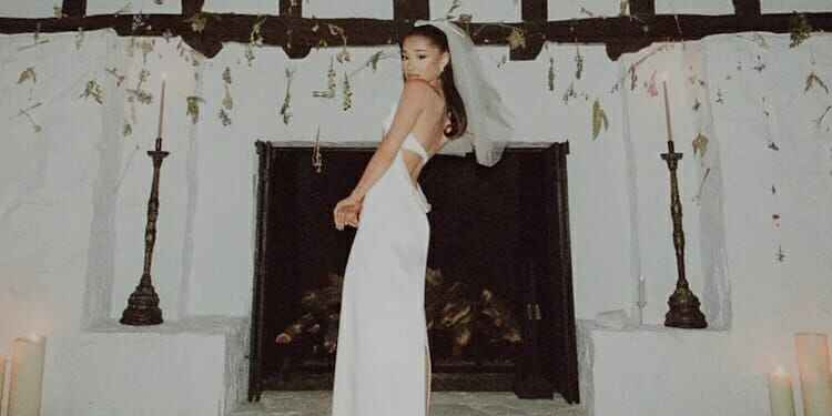 Bernuansa Putih, Ini 5 Potret Dekorasi Pernikahan Ariana Grande