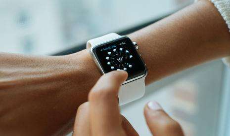 Apple Dituduh Memonopoli Teknologi di Apple Watch