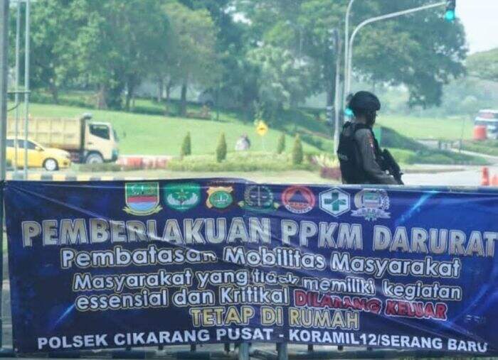Tekan Mobilitas Warga, 2 Akses Tol Menuju Jakarta Ditutup