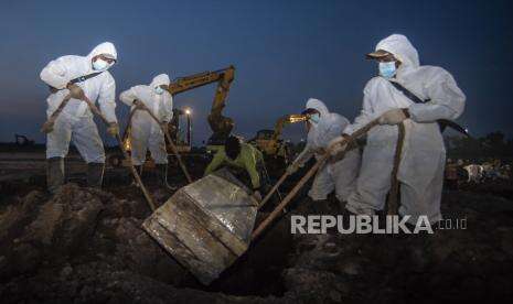Jumlah Pemakaman dengan Protokol Covid-19 di Solo Meningkat