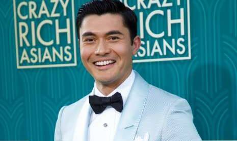 Pesan Menyentuh Henry Golding untuk Tekan Angka Bunuh Diri