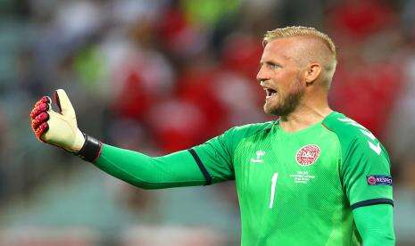 Kiper Denmark Inginkan Inggris Angkat Koper dari Euro 2020