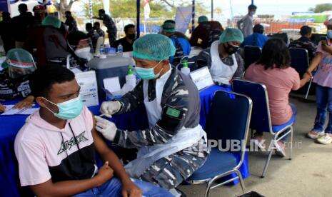 Pelni Siapkan Sentra Vaksinasi Covid-19 di 4 Pelabuhan