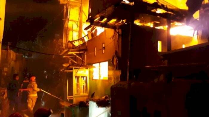 Kebakaran di Jalan Pelita Makassar, Seorang Pria Tewas Terbakar