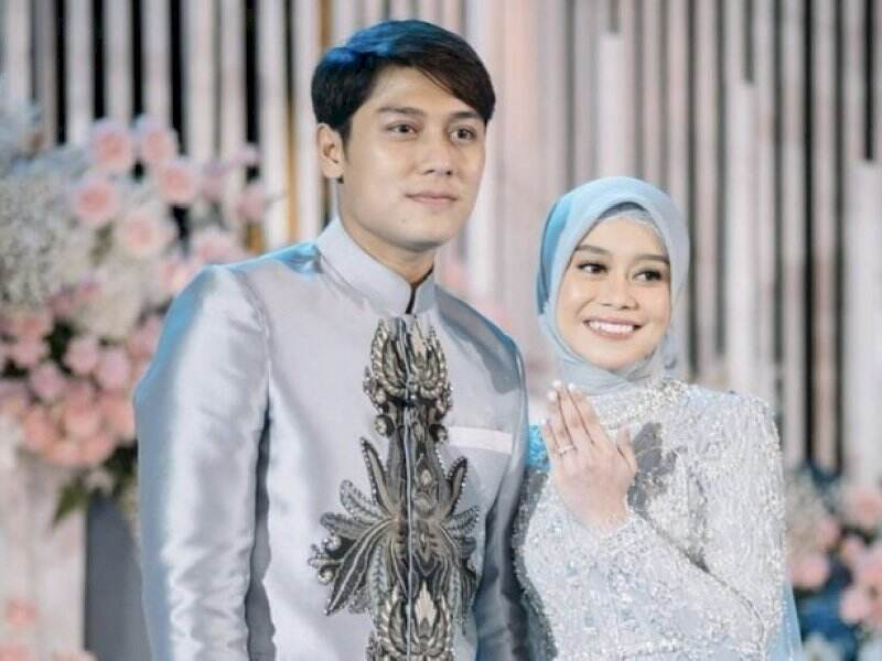 Pernikahan Rizky Billar dan Lesty Kejora Ditunda Sampai Batas Waktu yang Belum Ditentukan, Ayah Billar : Semua Sudah Siap, Makanan Sudah Dipesan