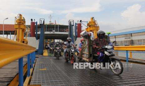 Penumpang Kapal Diimbau Lengkapi Syarat Perjalanan