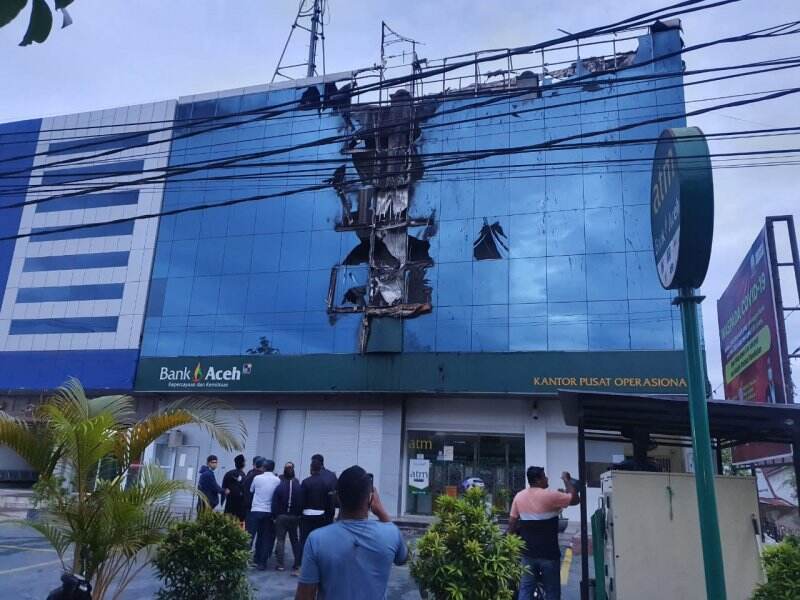 Neon Box Terbakar, Operasional Bank Aceh KPO Tetap Berjalan Normal