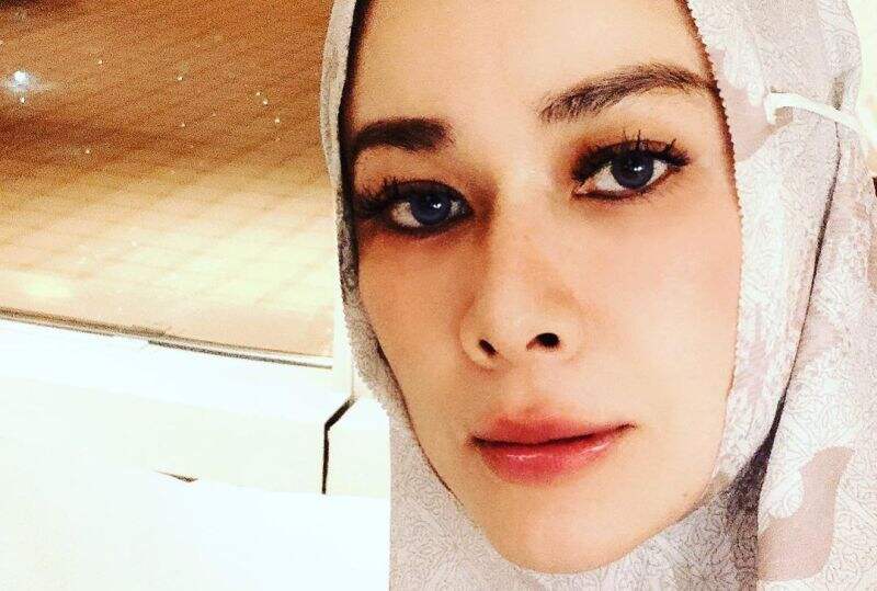 Donna Louisa Maria Pilih Mualaf Setelah Menikah