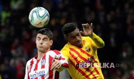 Leeds Boyong Bek Serbabisa Junior Firpo dari Barcelona