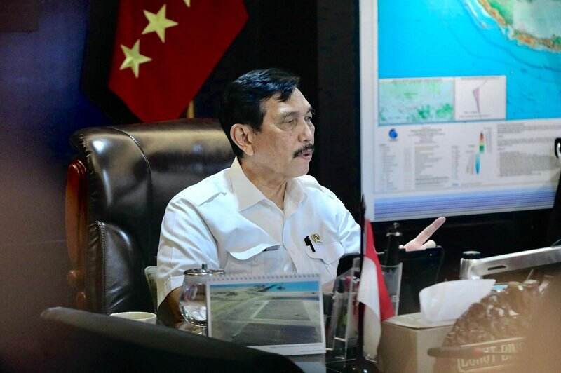 Menko Luhut Akui Sangat Banyak Mafia Diuntungkan di Masa Covid-19