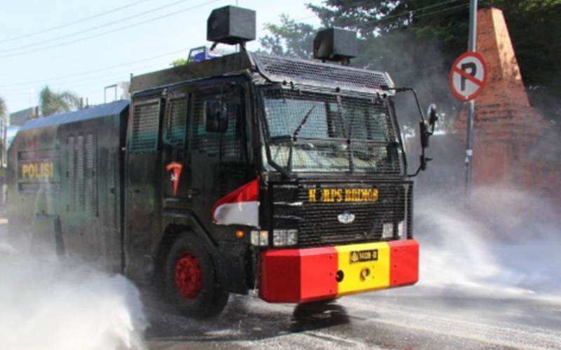Pemerintah Disinfeksi Jalan Raya, Dokter Faheem Younus: Buang-Buang Waktu dan Uang