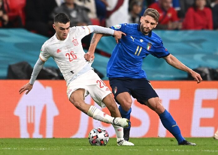 Bukan Jorginho atau Chiesa, Ini Pemain yang Memukau Dunia di Laga Italia Vs Spanyol