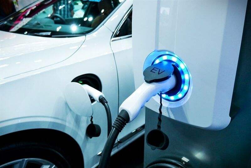 Ternyata Ini lho Perbedaan Mobil Listrik dan Hybrid