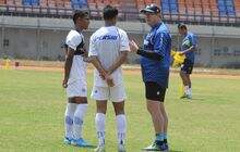 Penjelasan Robert Alberts Soal Detail Penerapan Latihan Mandiri Persib