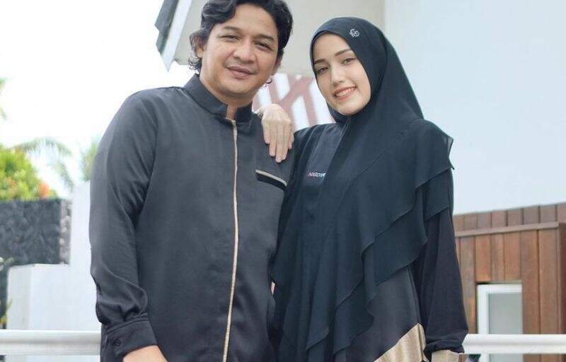 Pasha Ungu Positif Covid-19 Dua Kali, Ketularan Istrinya Adelia