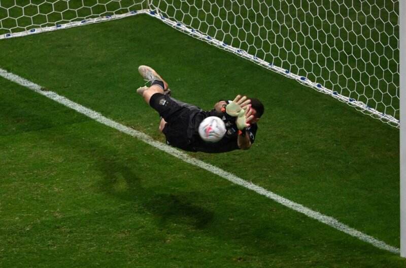 Martinez Dahsyat, Rekor Baru Messi, Argentina ke Final dengan Dramatis