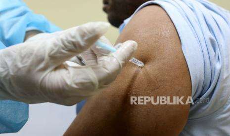 Kesalahan Vaksinasi Gunakan Larutan Garam Muncul di Kanada