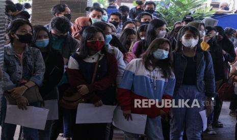 Survei: 51,1 Persen Masyarakat Indonesia Percaya Vaksin