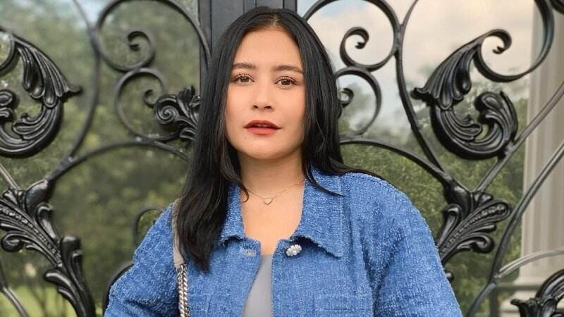 4 Potret Prilly Latuconsina Makin Memesona, Warisi Kecantikan Ibunda!