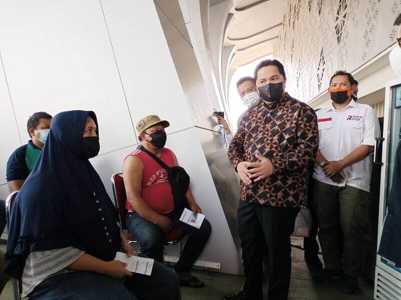 Erick Thohir Minta Pemda dan Swasta Percepat Vaksinasi