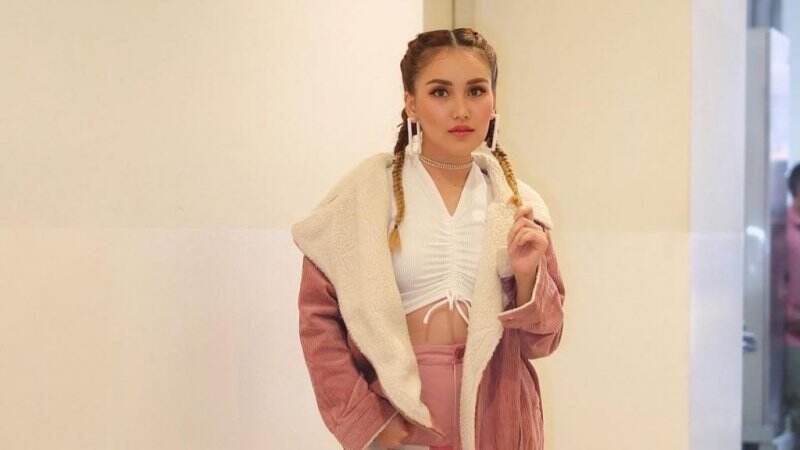 Dinilai Tak Sopan hingga Banyak Skandal, Ribuan Orang Tanda Tangani Petisi Boikot Ayu Ting Ting dari Televisi!