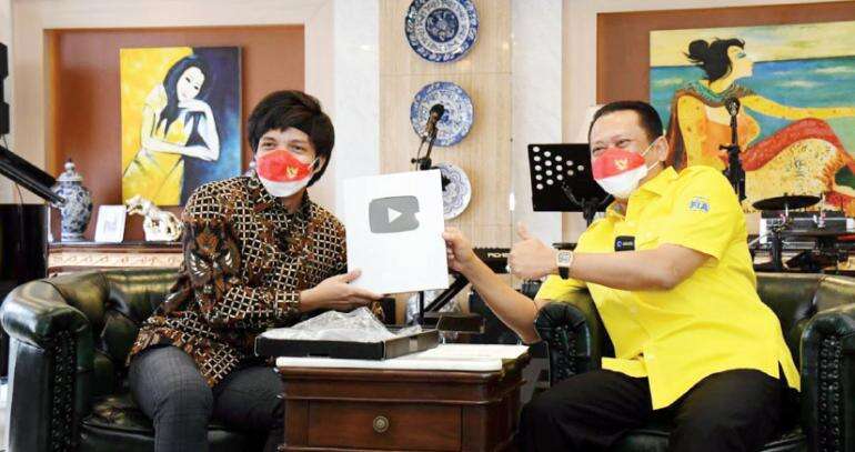 Raih Silver Play Button Bamsoet Sah Jadi Youtuber
