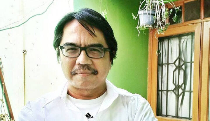 Lihat Perbedaan Gubernur Ini, Anies Jenguk Hewan, Ganjar Jenguk Warga, Mana yang Lebih Peduli?