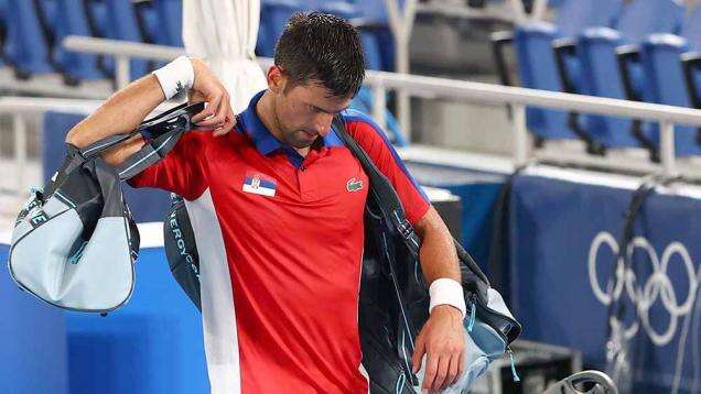 Banting Raket usai Hancur di Olimpiade Tokyo, Djokovic Ditegur Rival Bebuyutannya