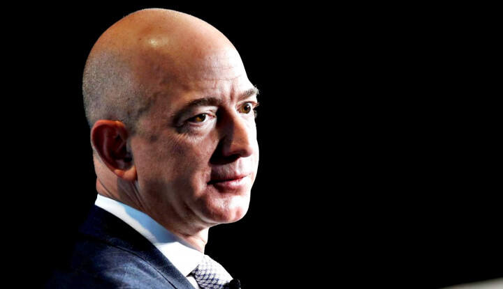 Jeff Bezos Kalah Telak dengan Elon Musk, Tawaran Rp28 T Ditolak NASA Mentah-Mentah!