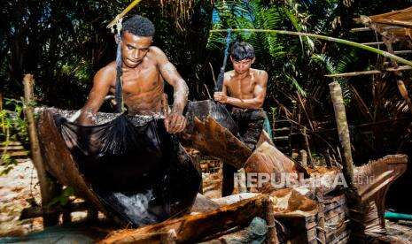 In Picture: Pengolahan Tradisional Sagu di Maluku Tengah
