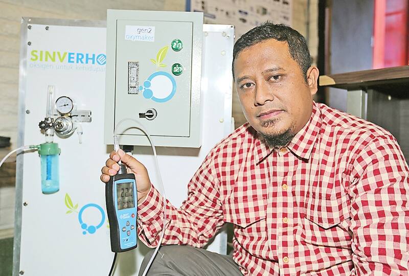 Masuk ”Zona Hitam” Antar ke Peminjam yang Sekeluarga Terinfeksi Semua