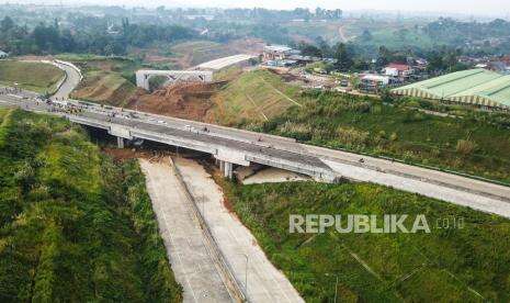 Pemerintah Targetkan Tol Cigombong-Cibadak Tuntas Akhir 2021